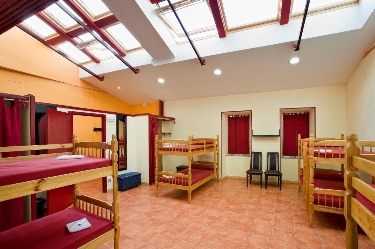 Albergue Via Lactea Arzúa Exterior foto